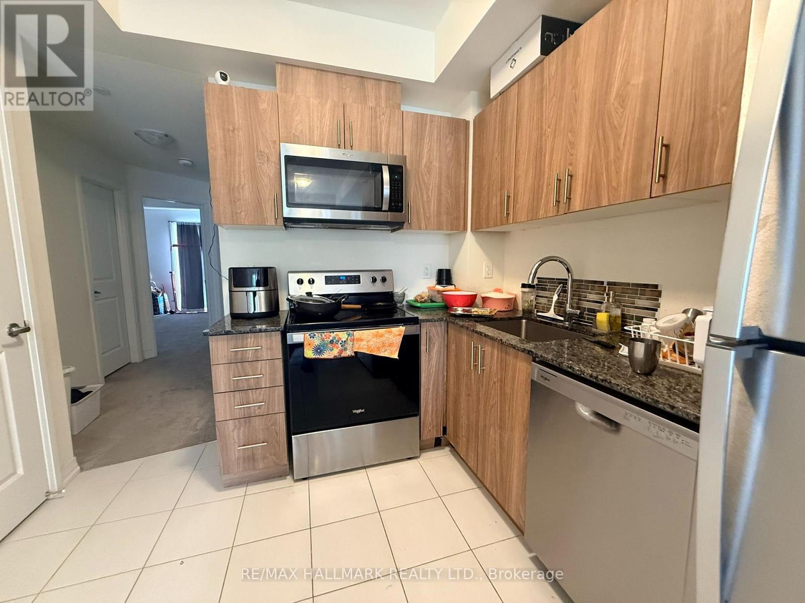 #18 155 TAPSCOTT ROAD - 7