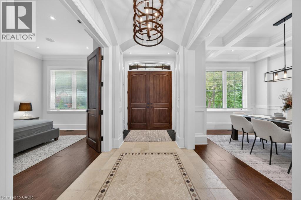 64 RAVINA Crescent - 2