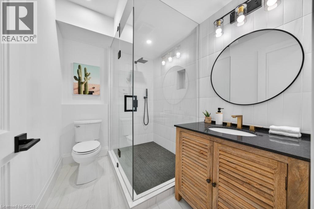 64 RAVINA Crescent - Image 38