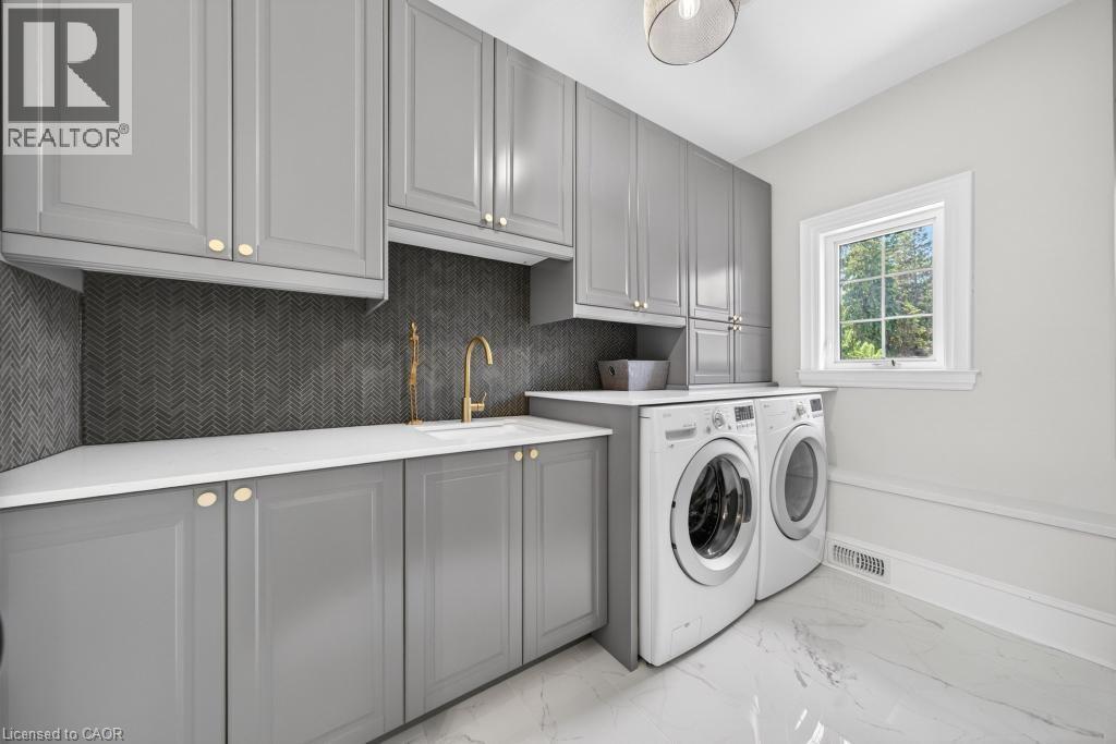 64 RAVINA Crescent - Image 30