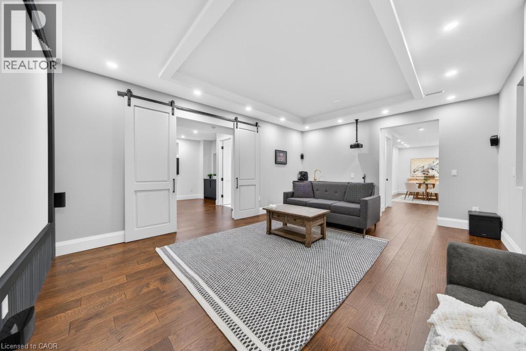 64 RAVINA Crescent - Image 36