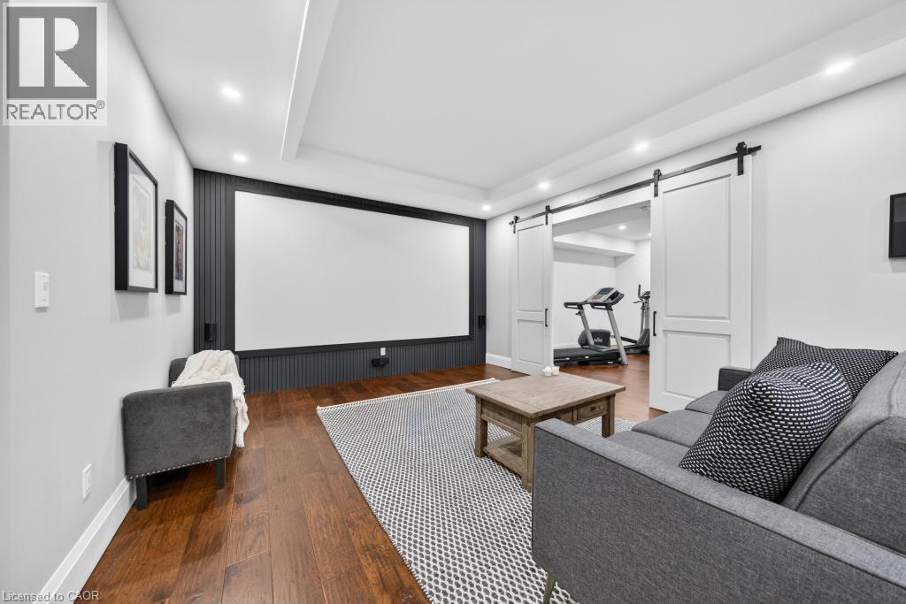 64 RAVINA Crescent - Image 35