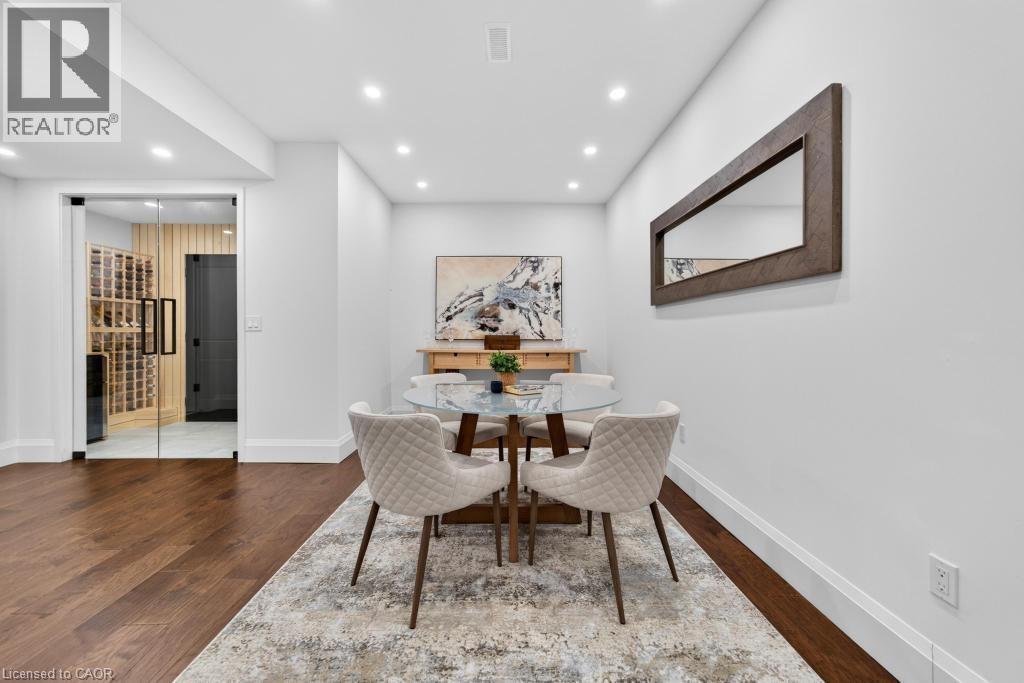 64 RAVINA Crescent - Image 40