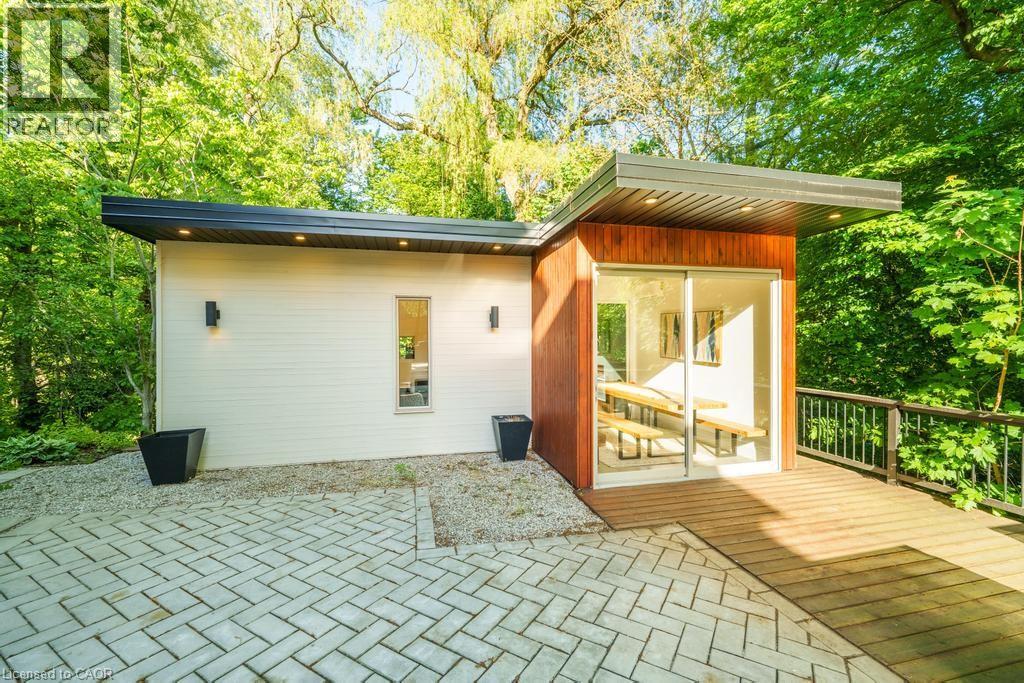 64 RAVINA Crescent - Image 46