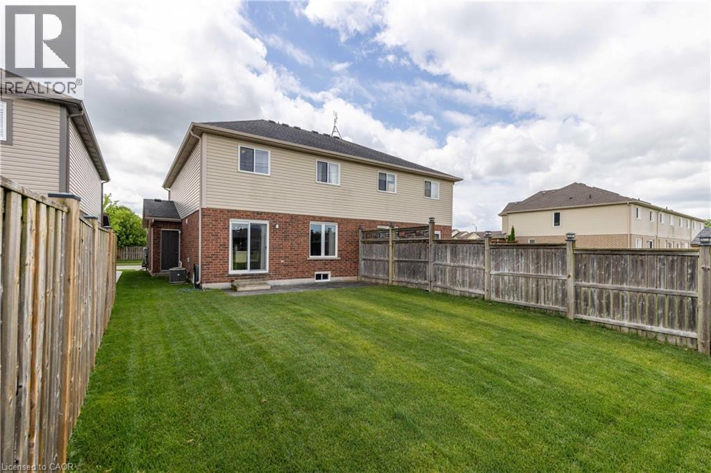 8625 UPPER CANADA Drive - 22