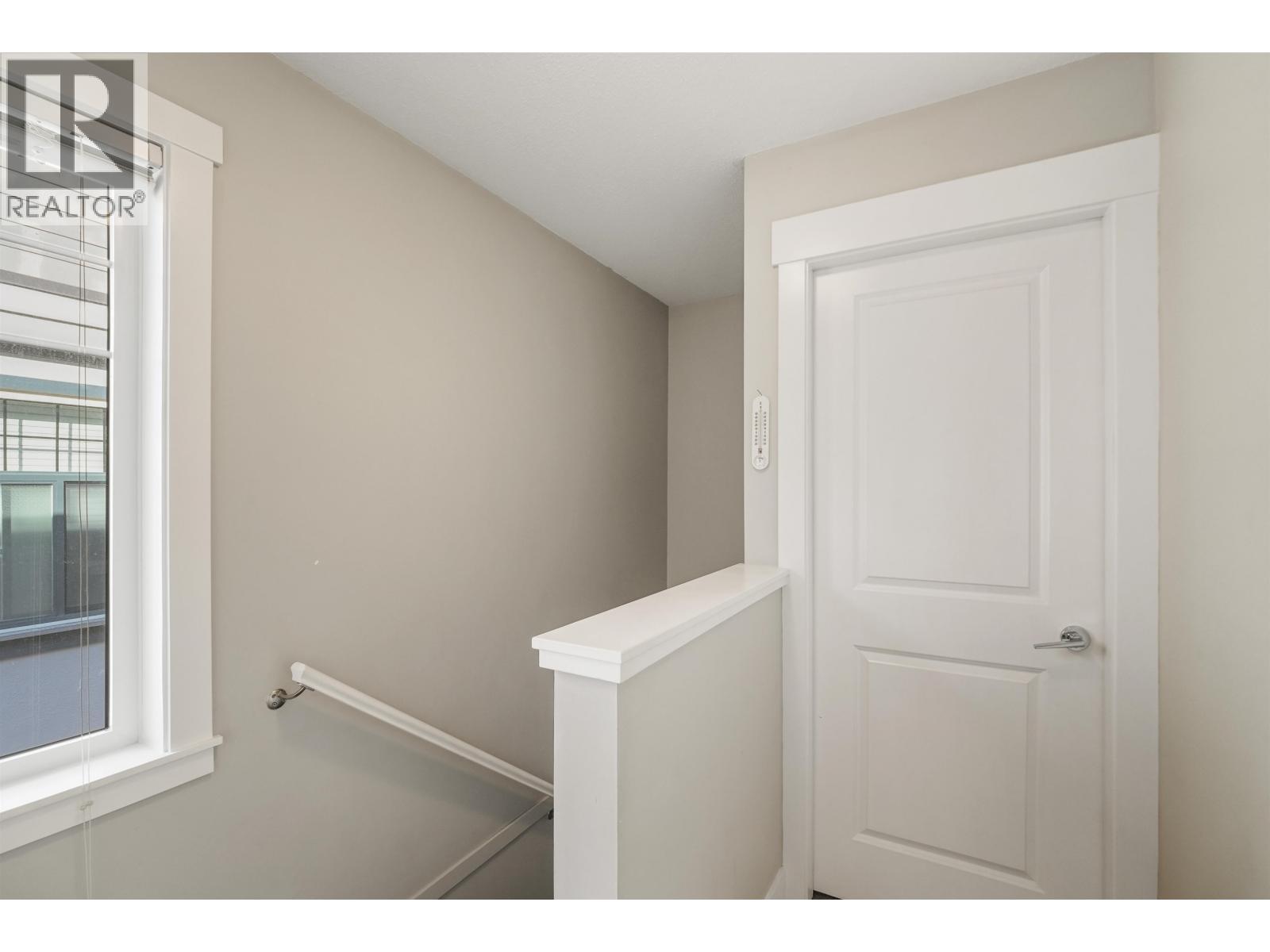 1 838 ROYAL AVENUE, New Westminster