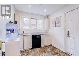 Mud room - 181 Golf Links Road, Hamilton, ON L9G2N4 Photo 17
