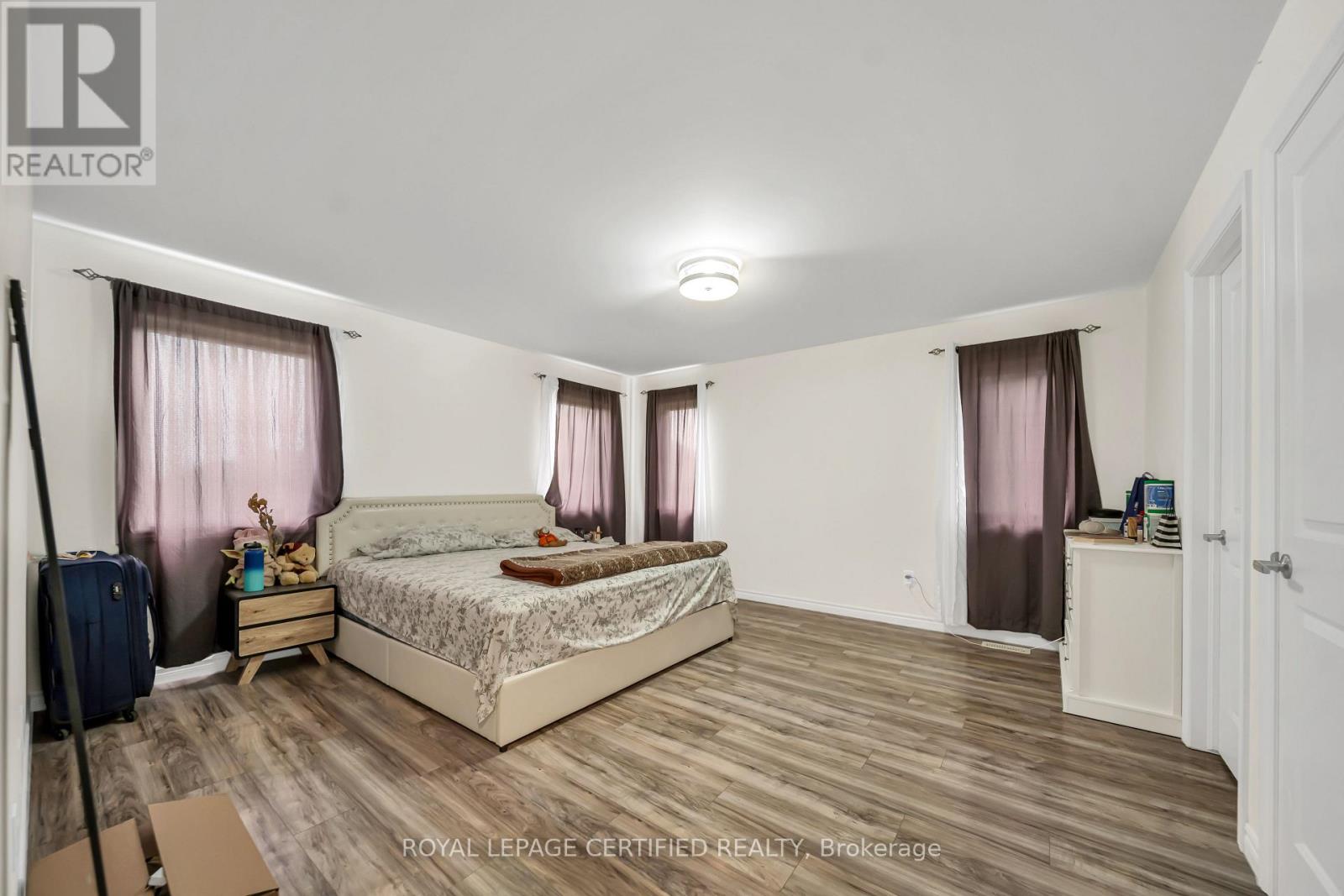204 MCCABE AVENUE - Image 32