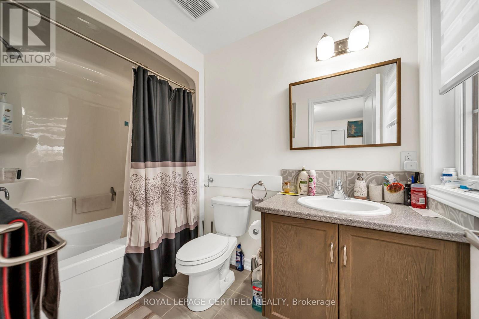 204 MCCABE AVENUE - Image 44