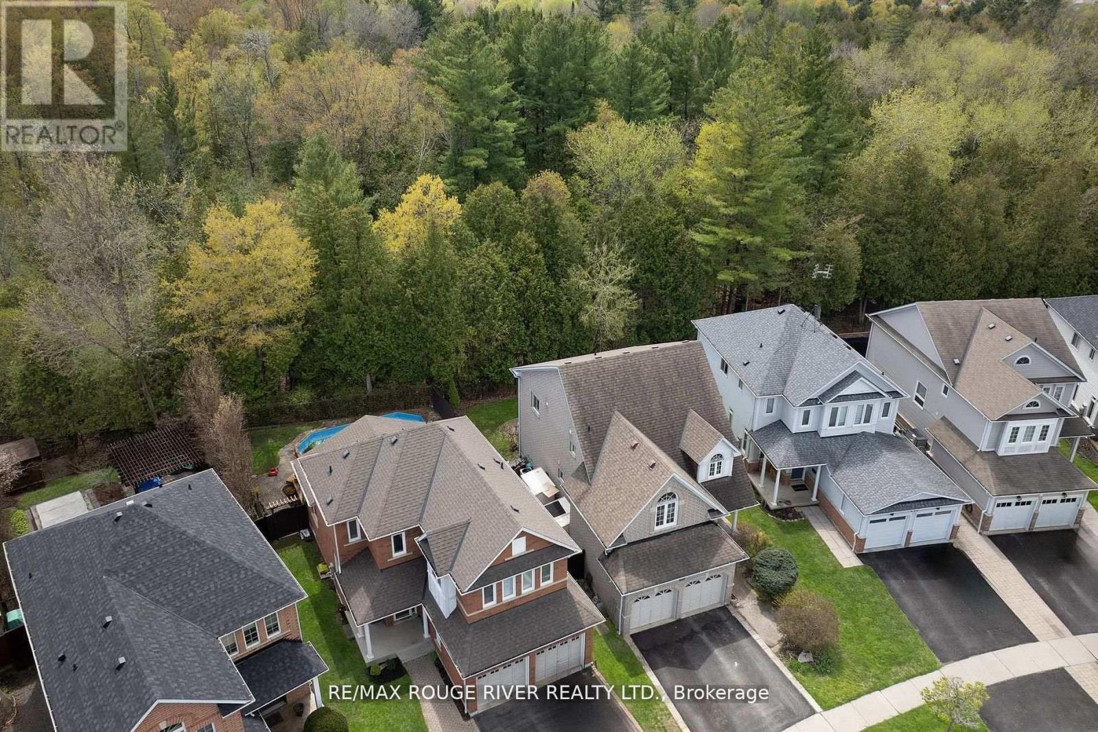 433 WOODSMERE CRESCENT - Image 28