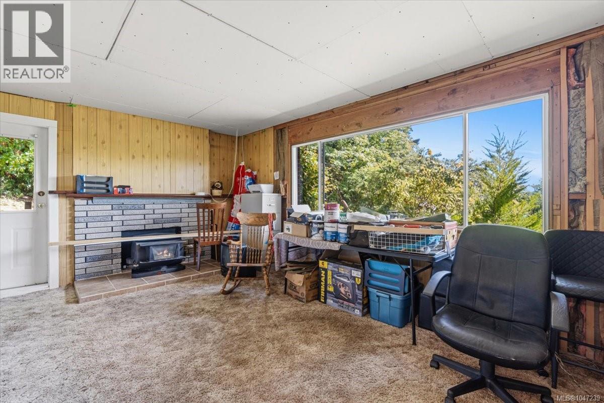 422 Battie Dr, Ladysmith