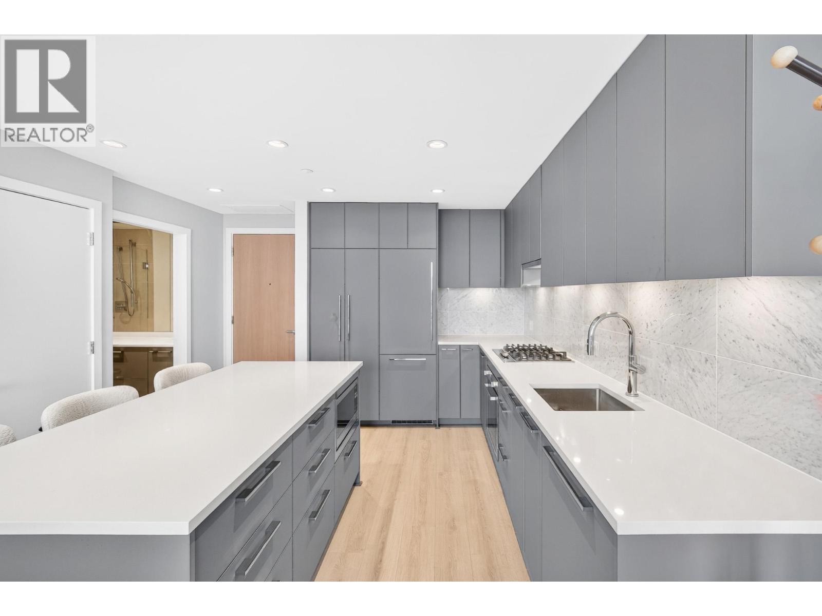 1805 5380 CROOKED BRANCH ROAD, Vancouver