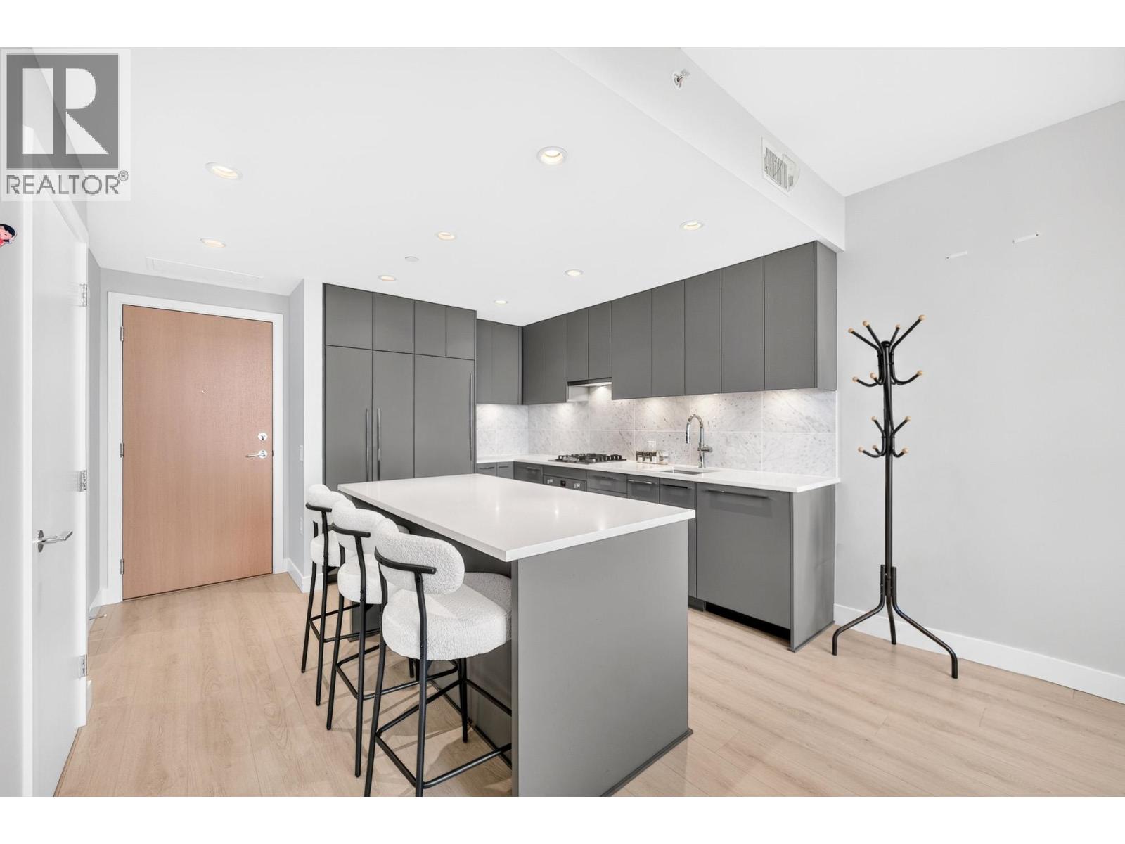 1805 5380 CROOKED BRANCH ROAD, Vancouver