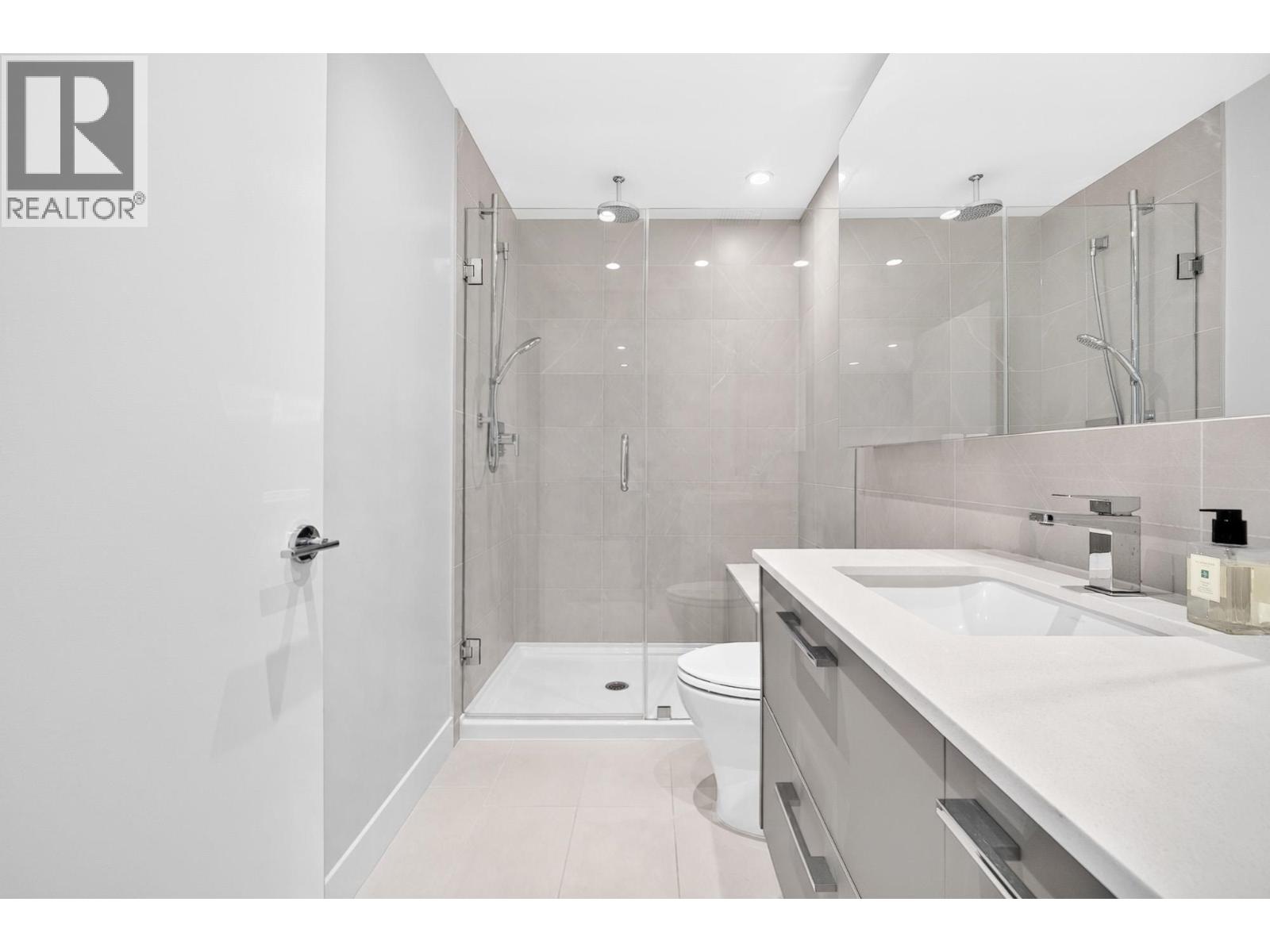 1805 5380 CROOKED BRANCH ROAD, Vancouver