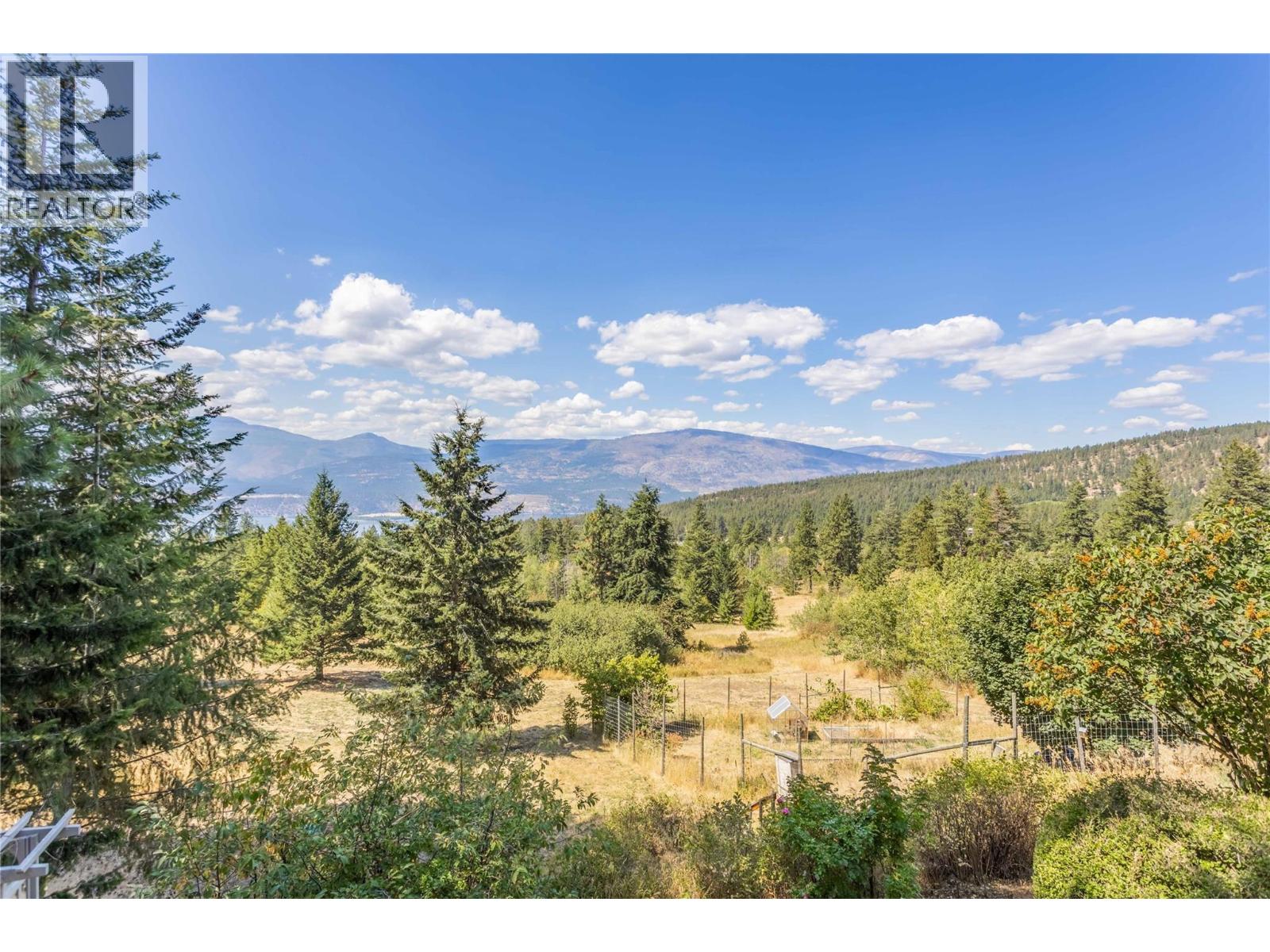 17952 Hereford Road, Kelowna