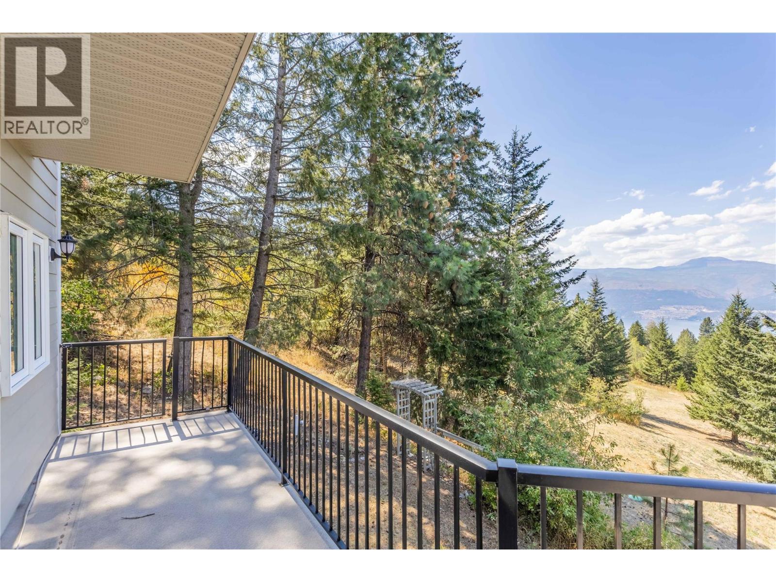 17952 Hereford Road, Kelowna