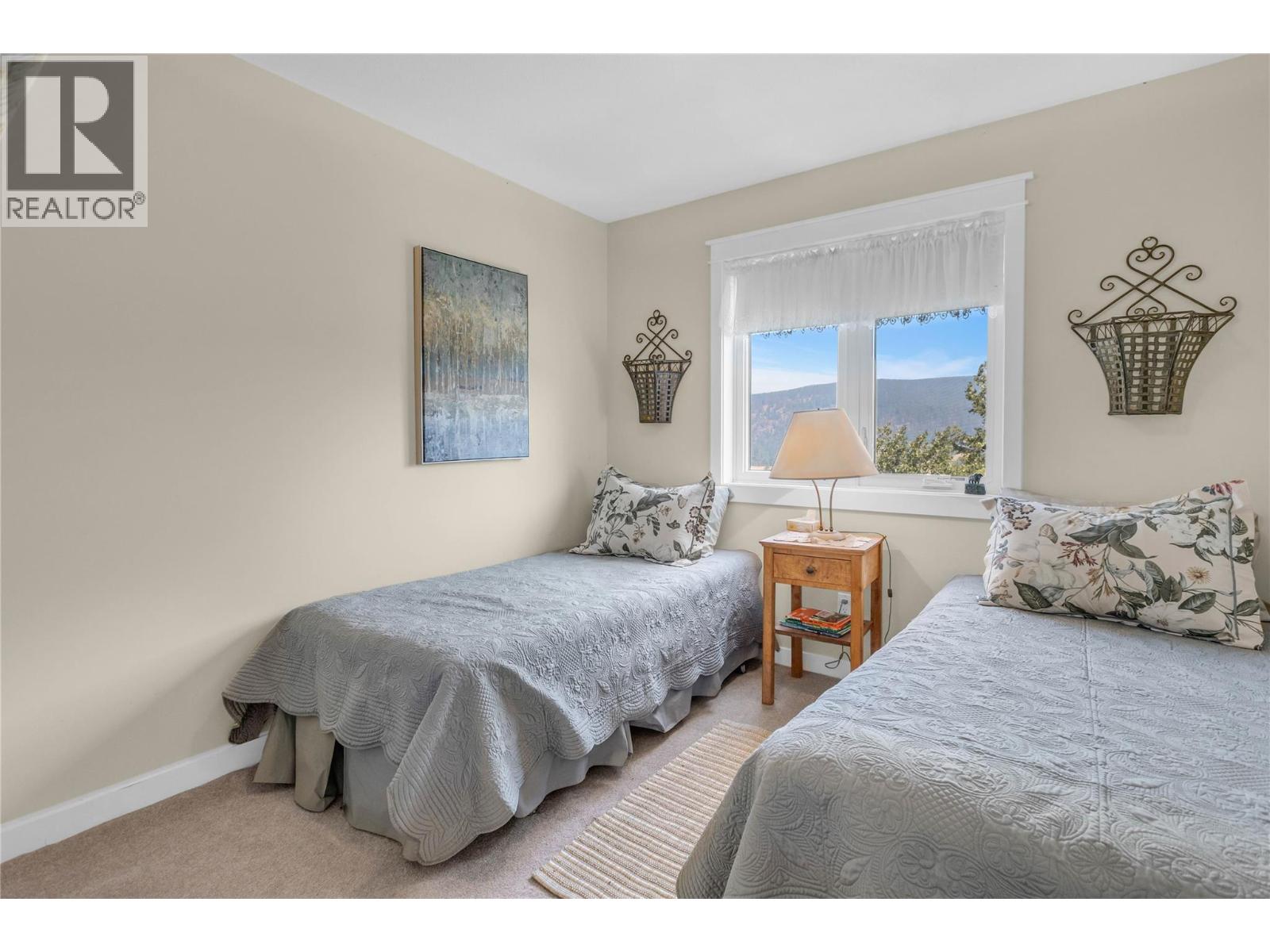 17952 Hereford Road, Kelowna