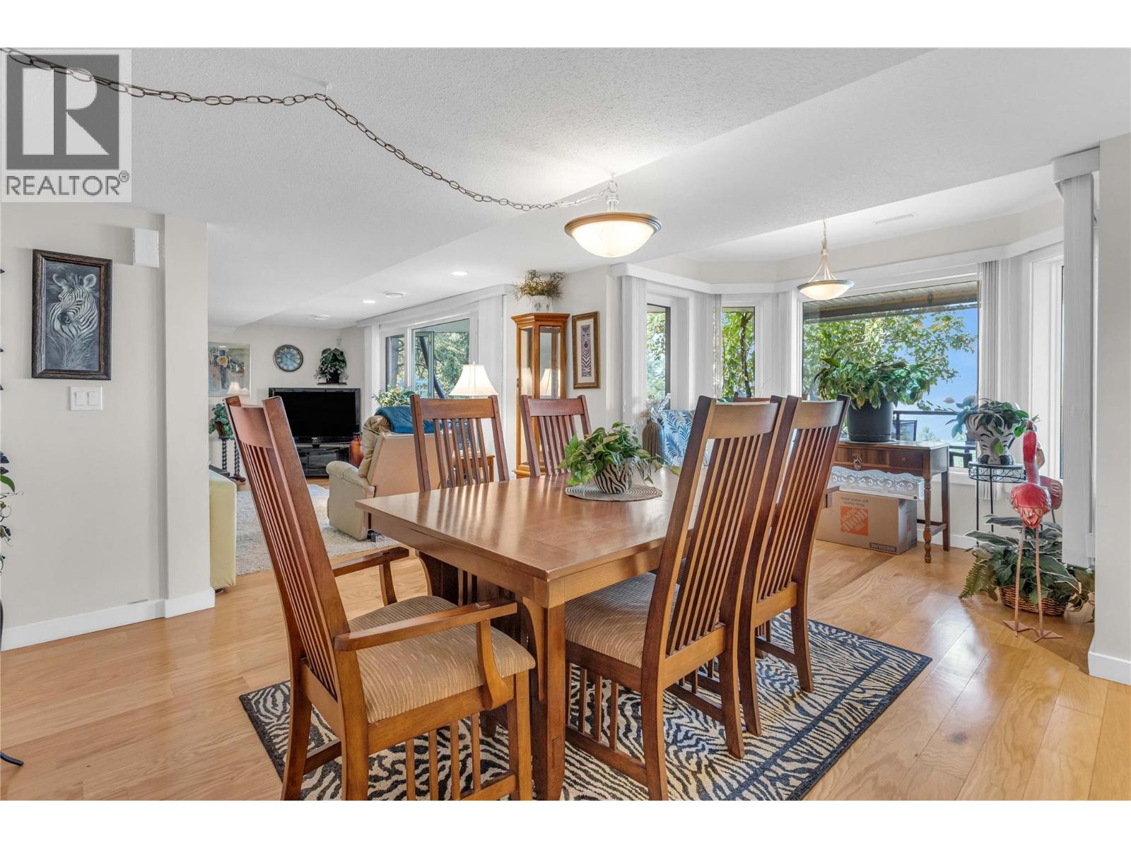 17952 Hereford Road, Kelowna
