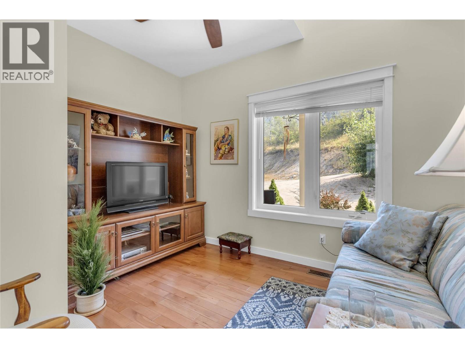 17952 Hereford Road, Kelowna