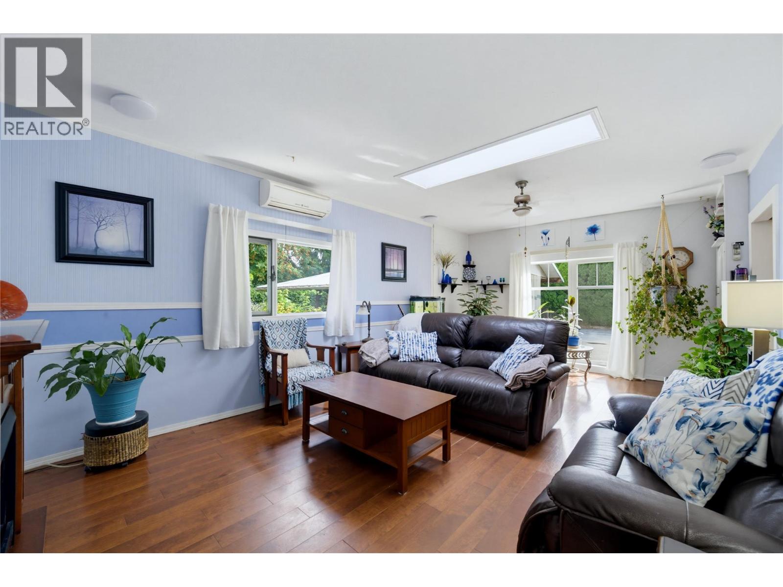 502 Maple Street, Sicamous