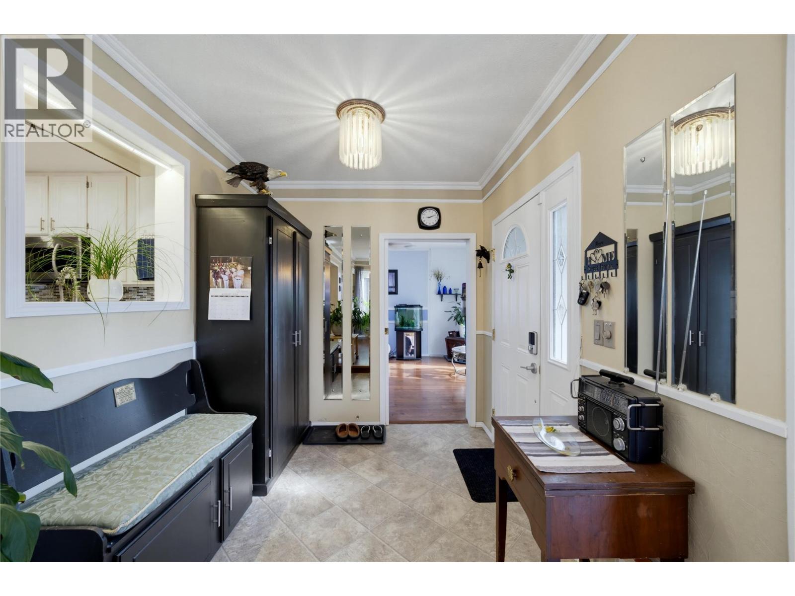 502 Maple Street, Sicamous