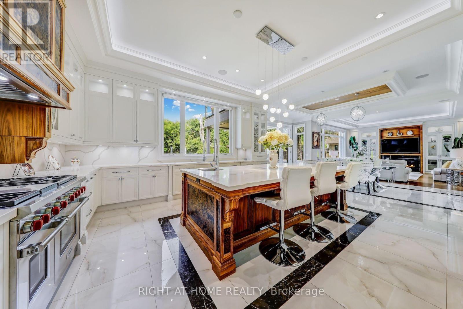 10 YONGEVIEW AVENUE - Image 32