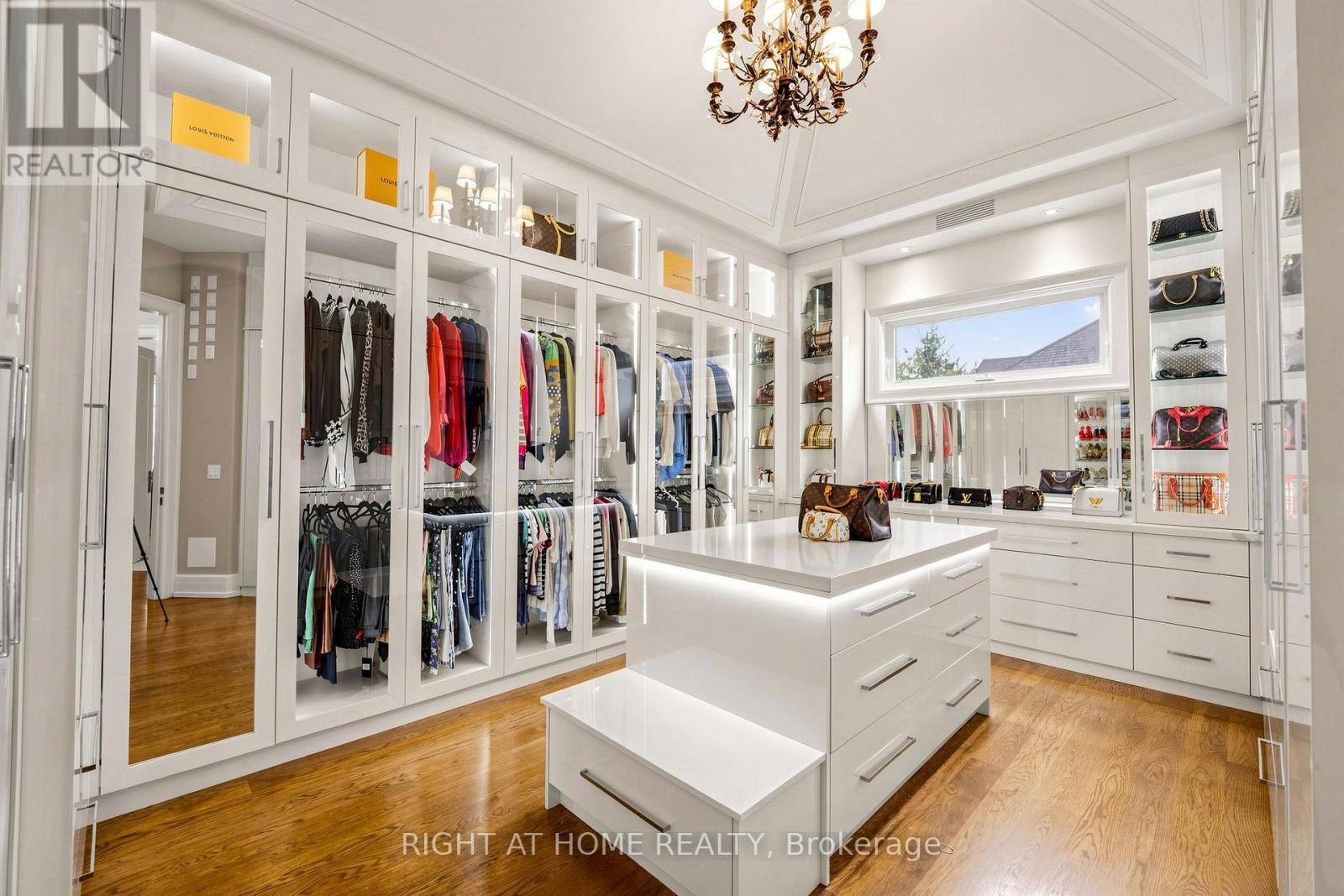 10 YONGEVIEW AVENUE - Image 38