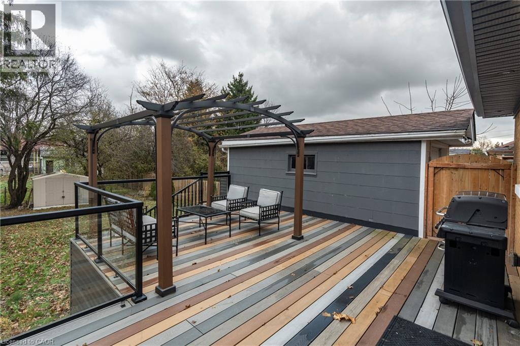 266 MELROSE Avenue - Image 32