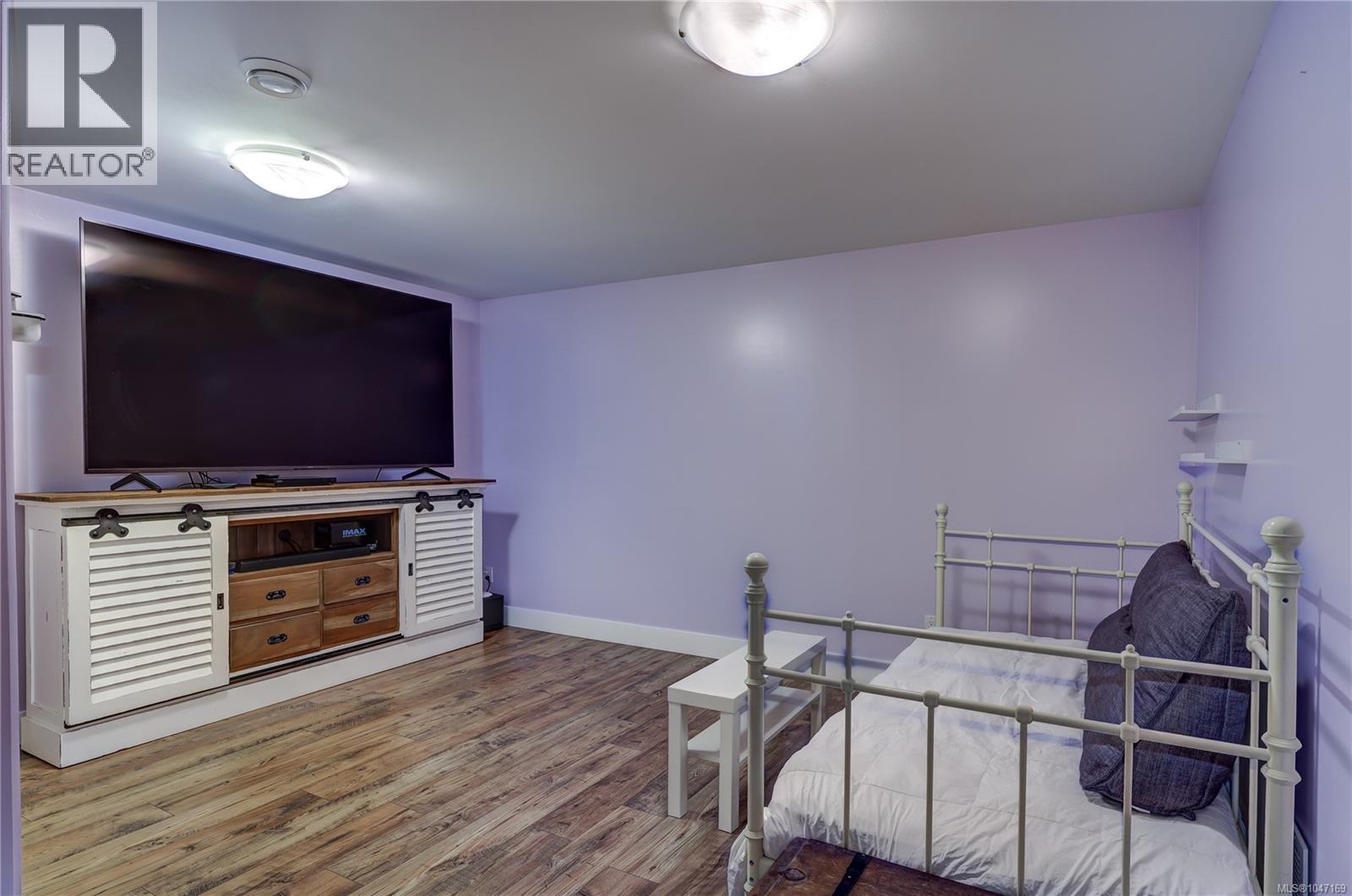 3029 Meadow Dr - Image 44