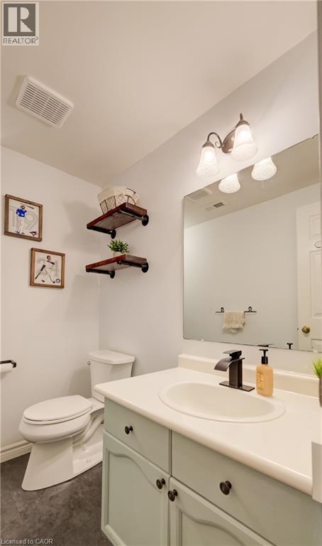 102 WILLIAM Street N - Image 27