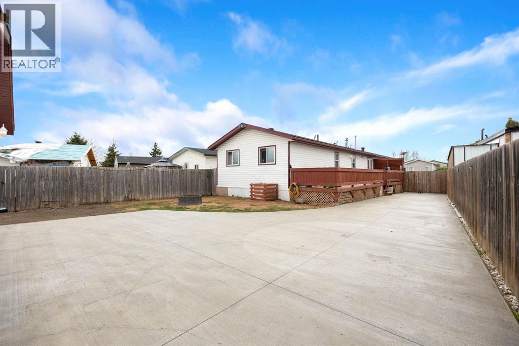 212 Gregoire Crescent - 33
