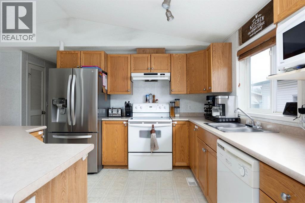 212 Gregoire Crescent - 8