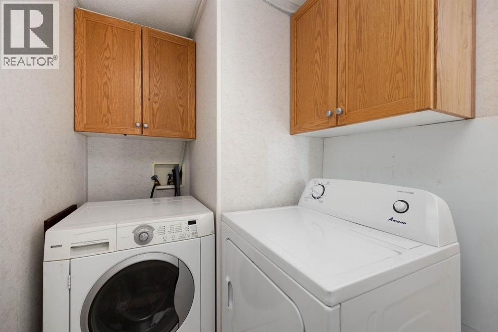 212 Gregoire Crescent - 21