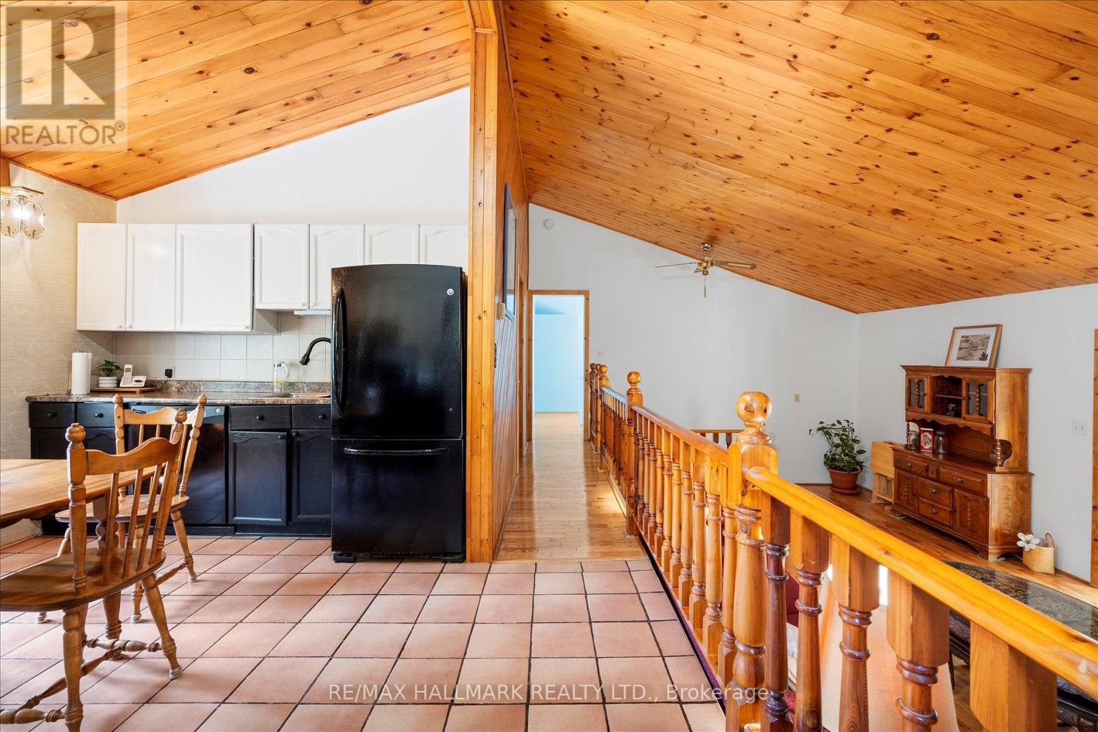 25 LITTLE SILVER LAKE WAY - 10