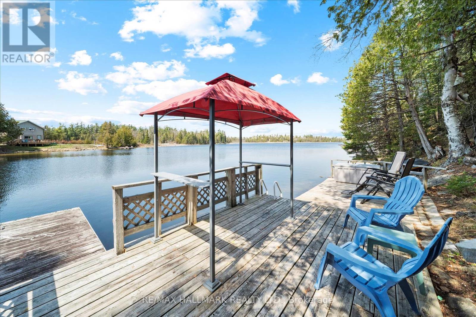 25 LITTLE SILVER LAKE WAY - 43