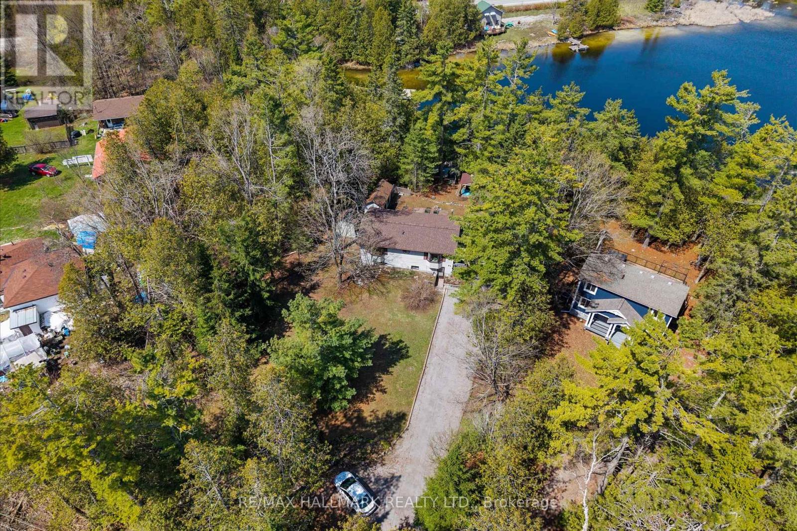 25 LITTLE SILVER LAKE WAY - 47