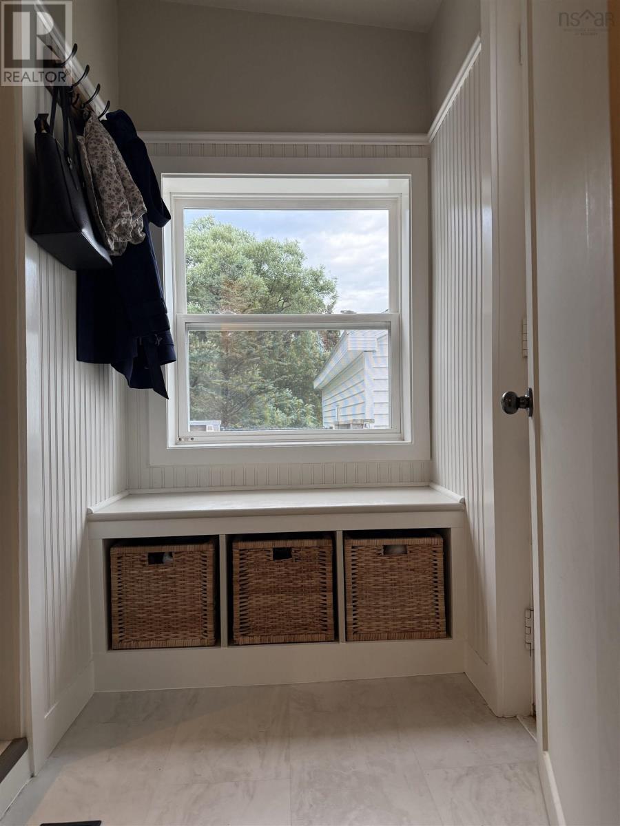 228 Cottage Street - 13