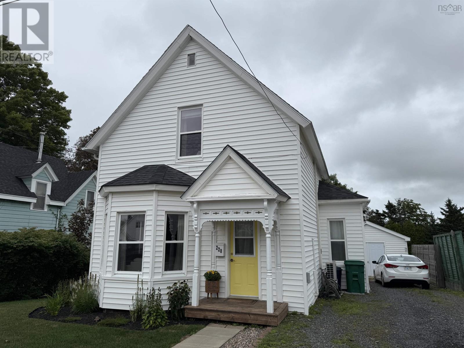 228 Cottage Street - 24