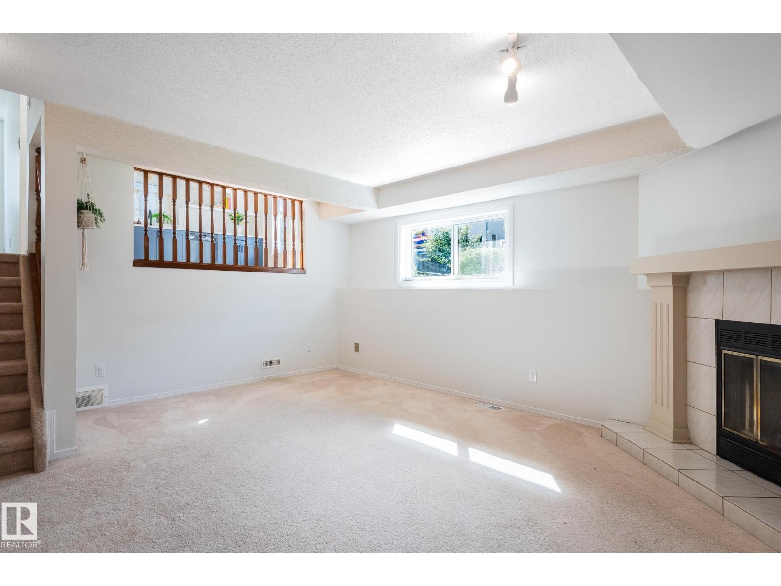 435 ORMSBY RD W NW - Image 36