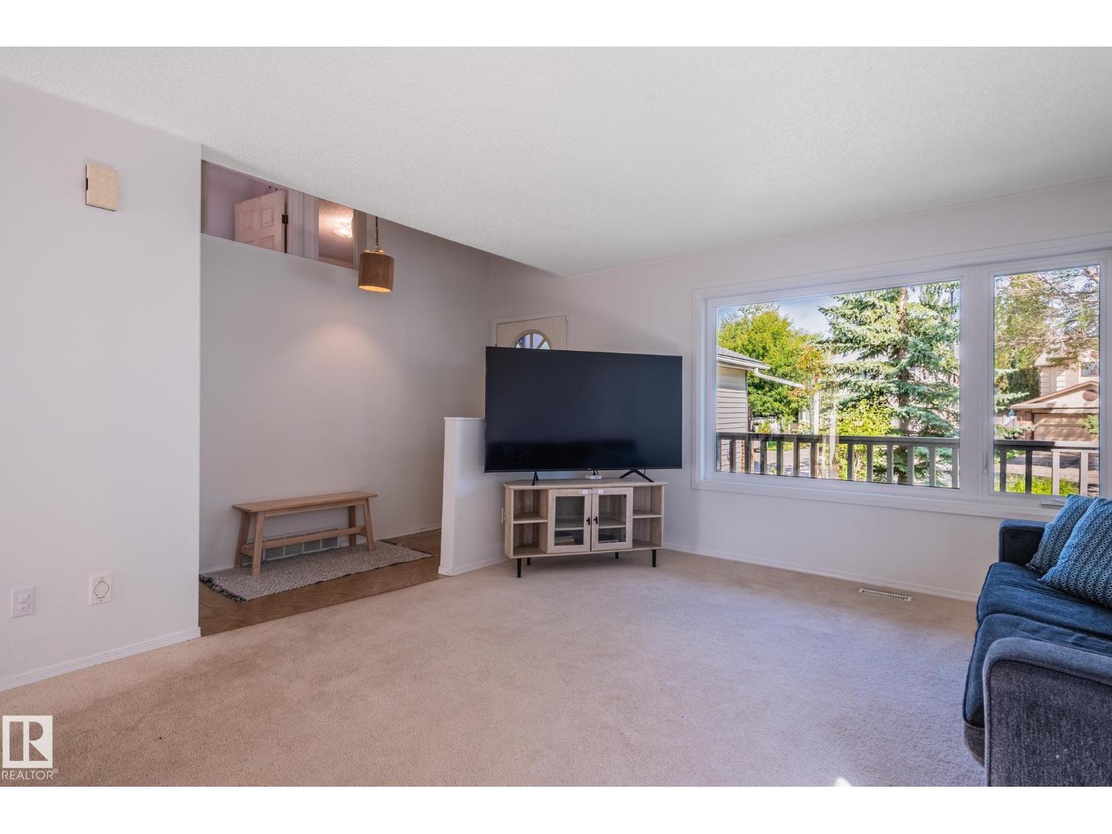 435 ORMSBY RD W NW - Image 6