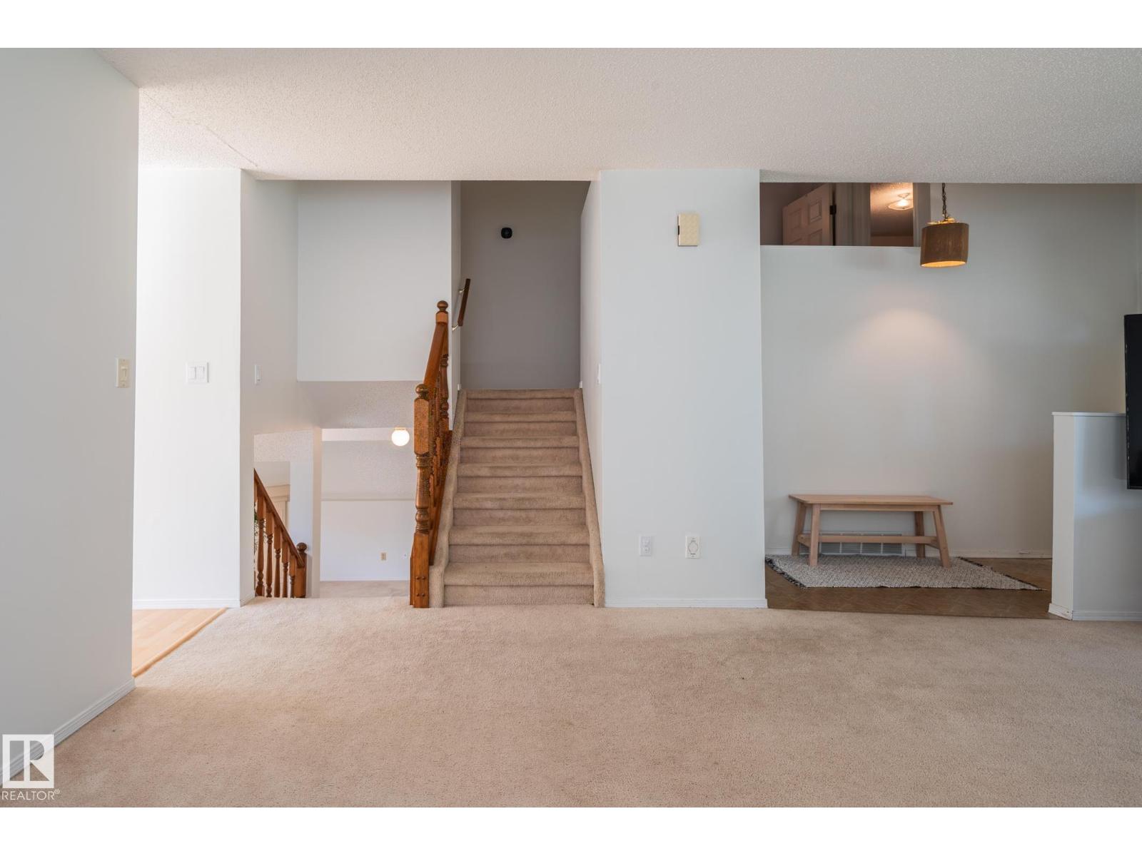 435 ORMSBY RD W NW - 20