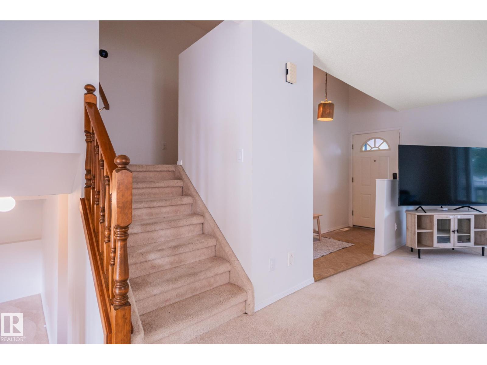 435 ORMSBY RD W NW - Image 19