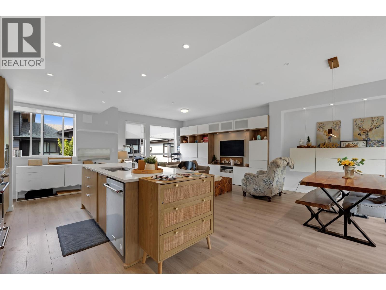 41238 HIGHLINE PLACE, Squamish
