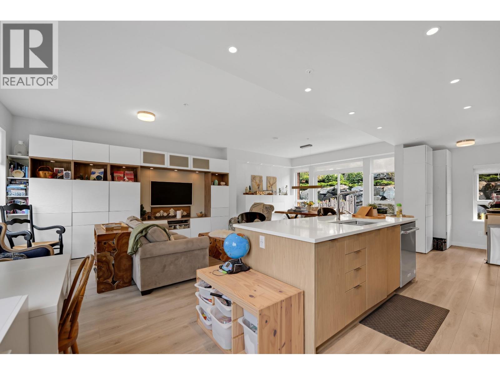 41238 HIGHLINE PLACE, Squamish