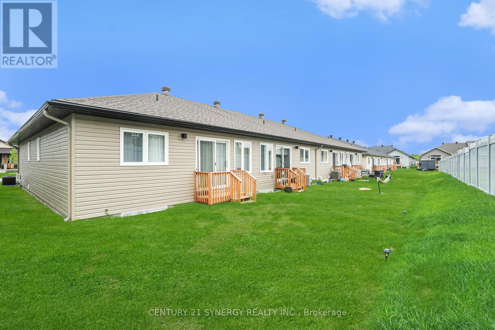 110 SEABERT DRIVE - 29