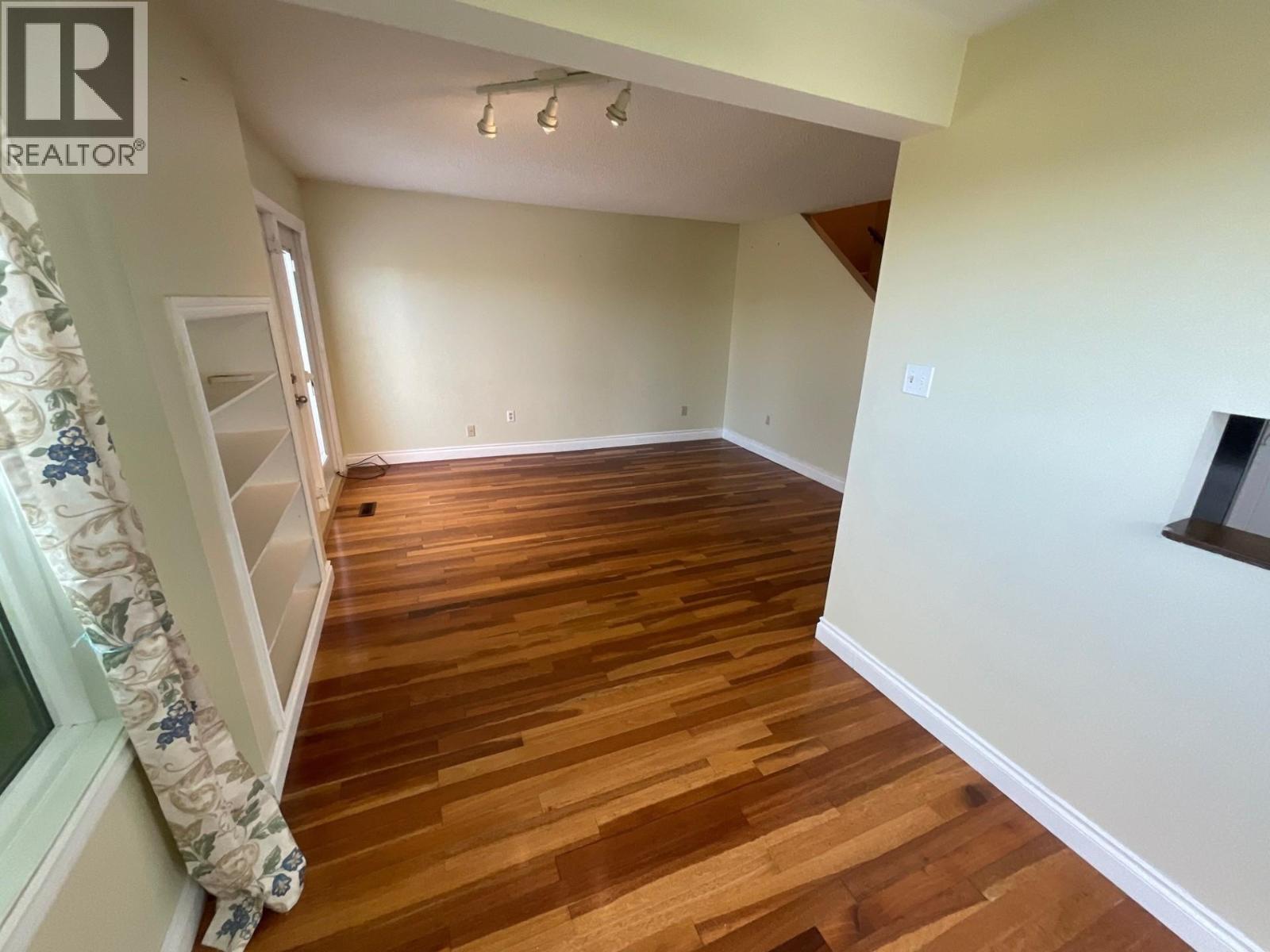 10513 88A STREET - 6