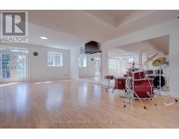 16 Gracedale Drive, Richmond Hill, ON L4C0Y3 Photo 36