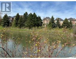 16 Gracedale Drive, Richmond Hill, ON L4C0Y3 Photo 44