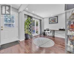 18 Greenbriar Road, Brampton, ON L6S1V9 Photo 13