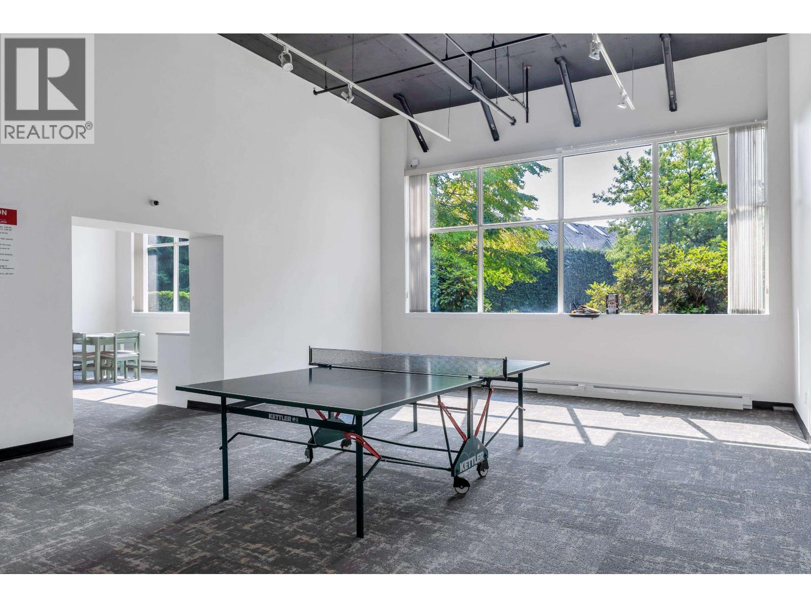 1001 2733 CHANDLERY PLACE, Vancouver